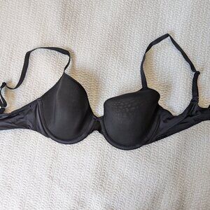 NWT Skims WEIGHTLESS DEMI BRA